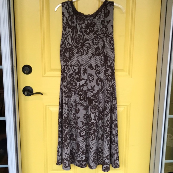 Laced V-Neck Dress 12 - Picture 5 of 9